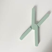 Load image into Gallery viewer, Folding Silicone Trivet
